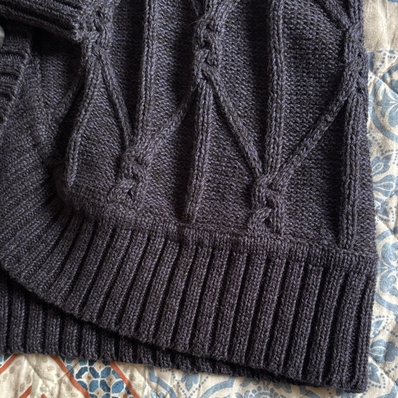 GH Bass Heritage Black Cable-Knit Shawl Collar Cardigan - Picture 14 of 16